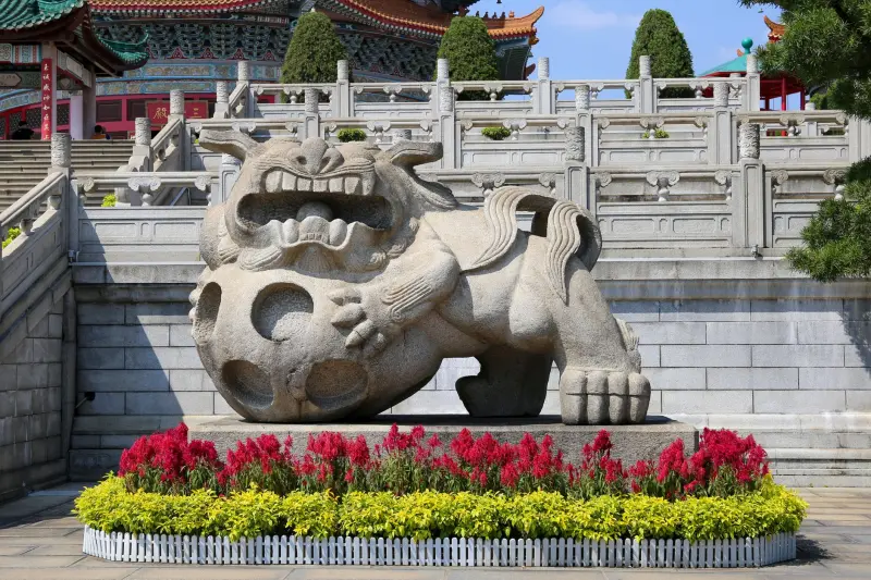 芳香理疗精油推背手法在办公族肩颈疲劳缓解中的应用方案设计